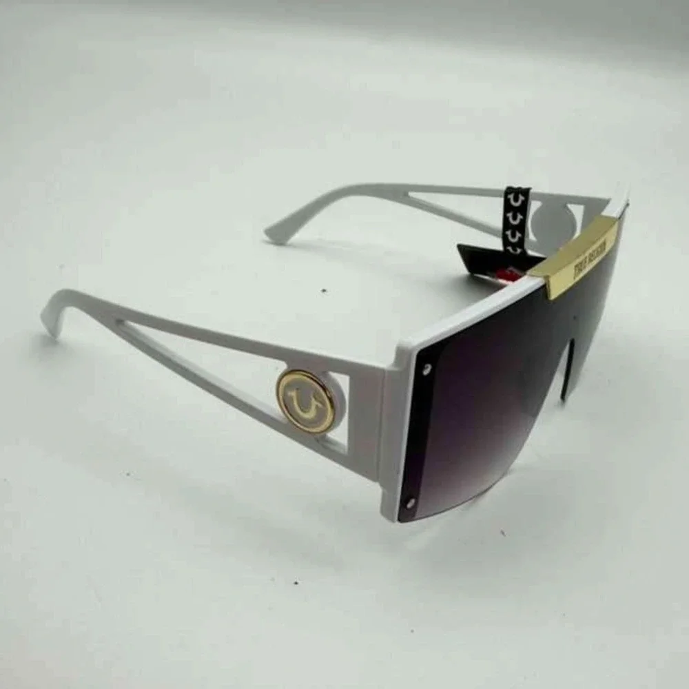 TRUE RELIGION SHIELD‎ VISOR SUNGLASSES – Brand New